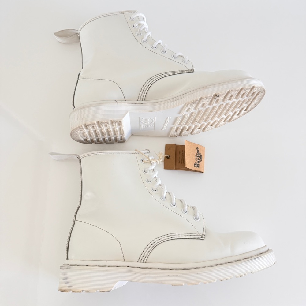Dr Martens White Mono Smooth Leather Combat Boot